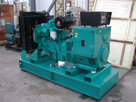 沙湖镇200kw康明斯柴油发电机组